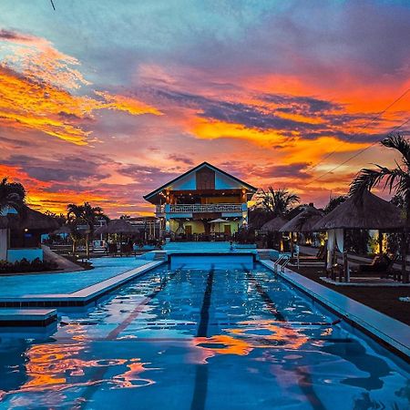 Treeshade Resort & Spa Moalboal Bagian luar foto