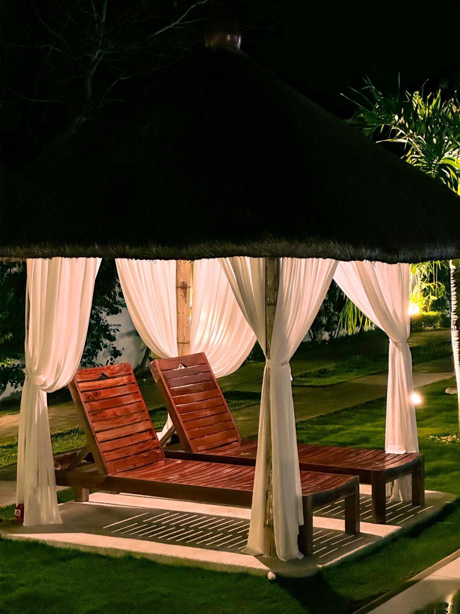 Treeshade Resort & Spa Moalboal Bagian luar foto