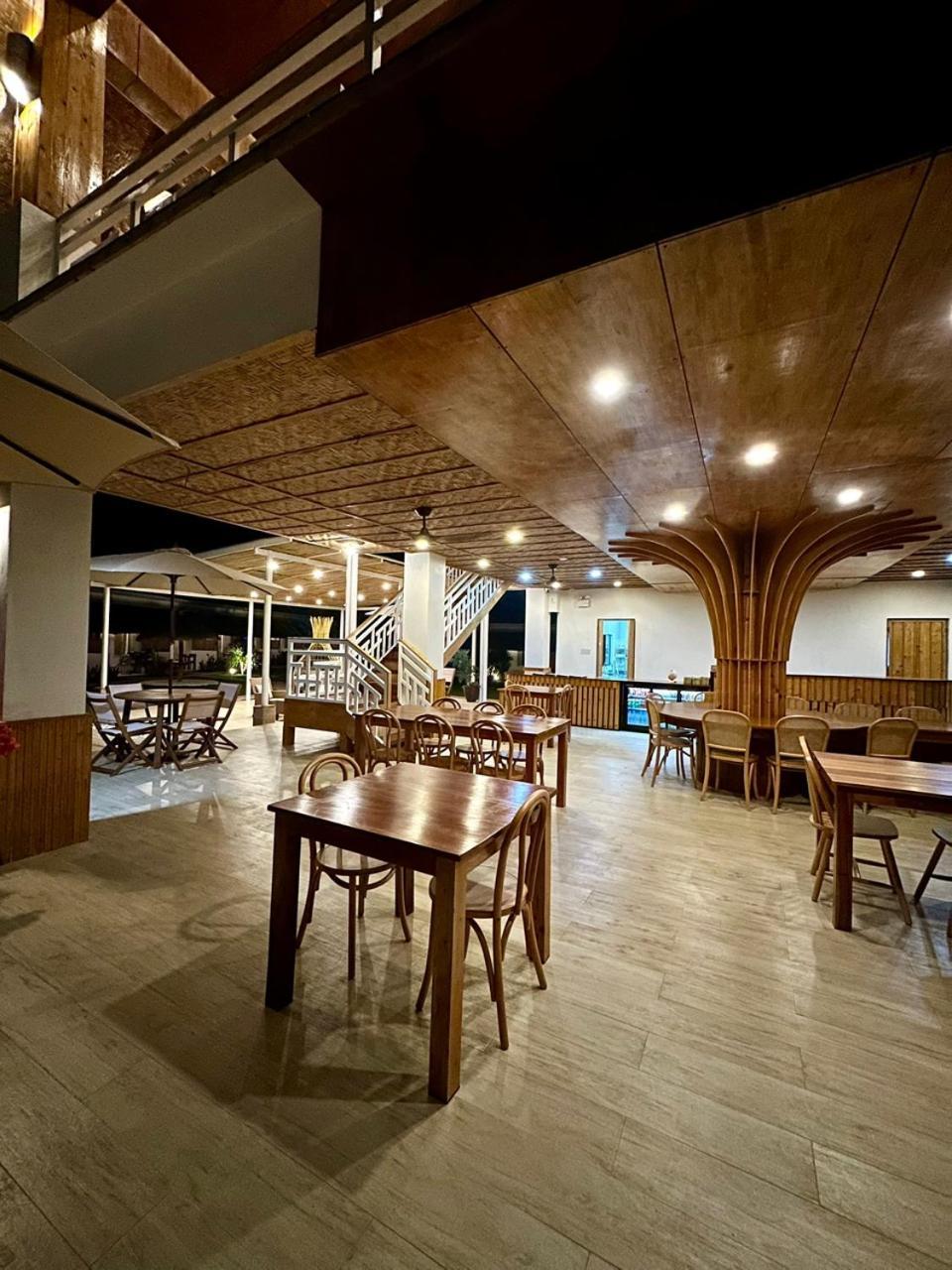 Treeshade Resort & Spa Moalboal Bagian luar foto