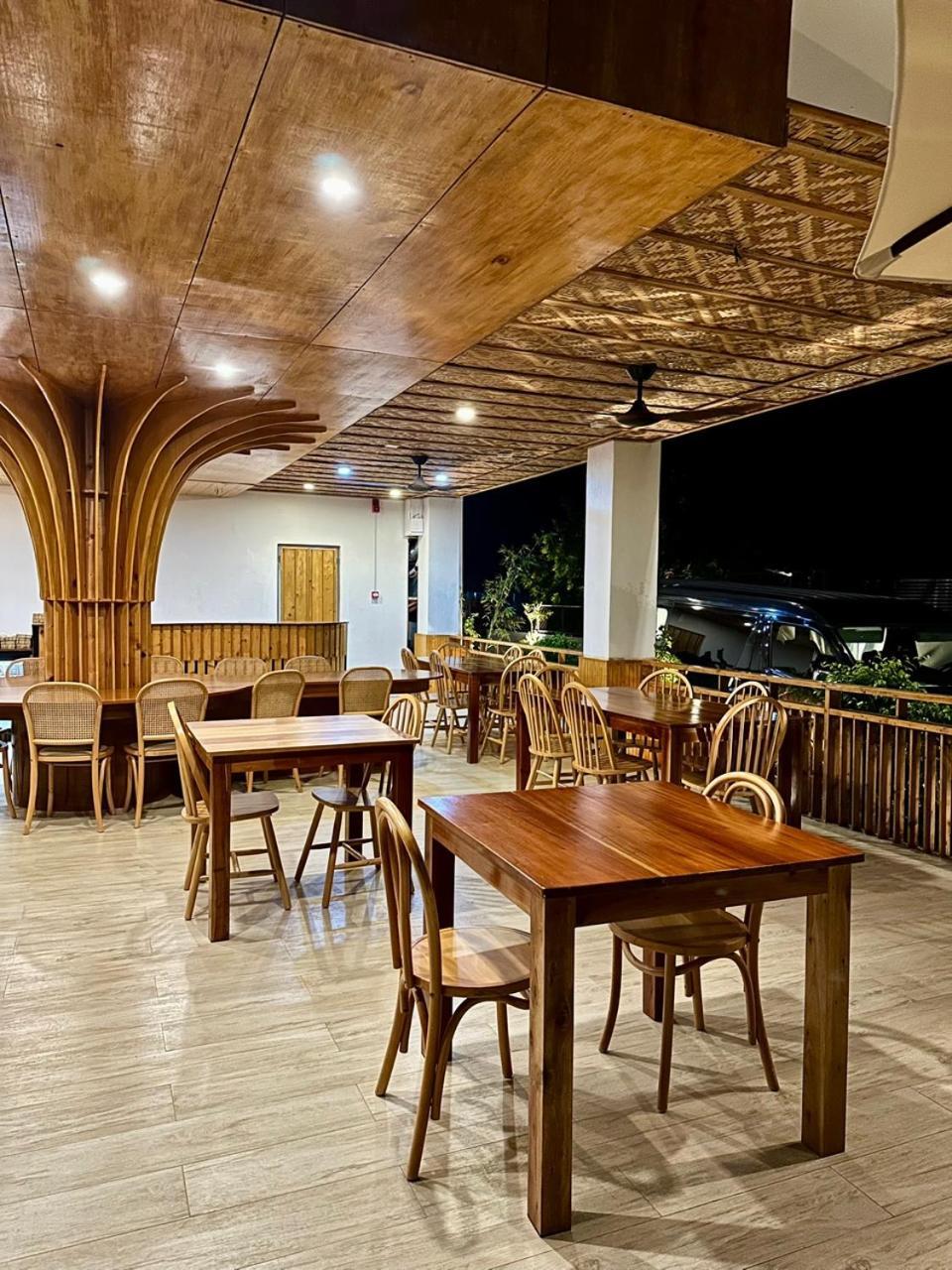 Treeshade Resort & Spa Moalboal Bagian luar foto