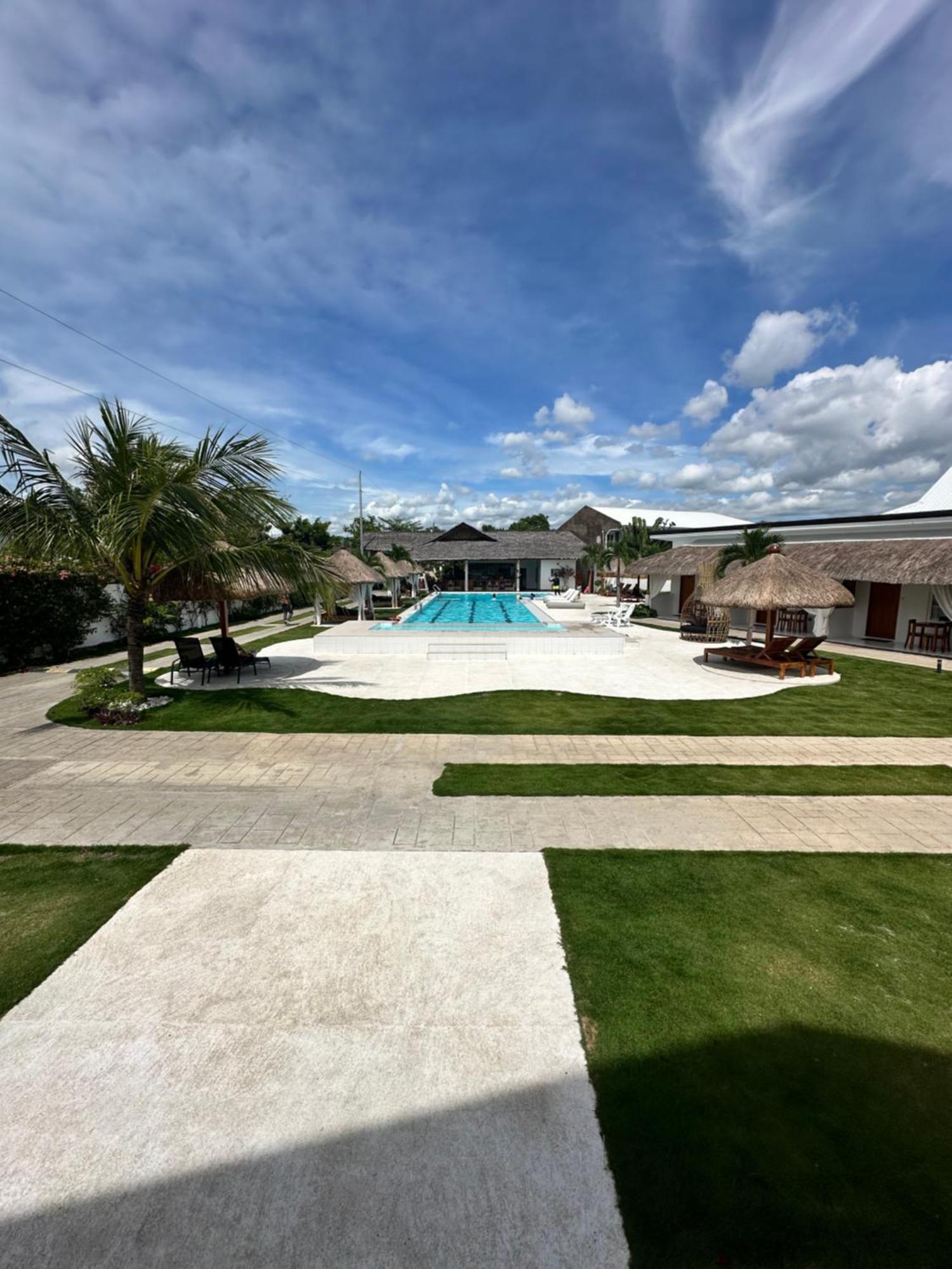 Treeshade Resort & Spa Moalboal Bagian luar foto
