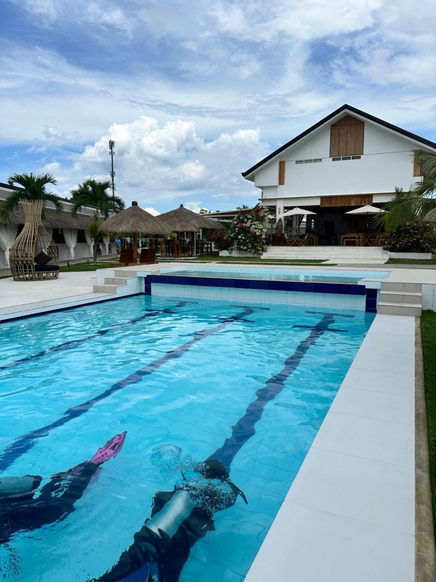 Treeshade Resort & Spa Moalboal Bagian luar foto