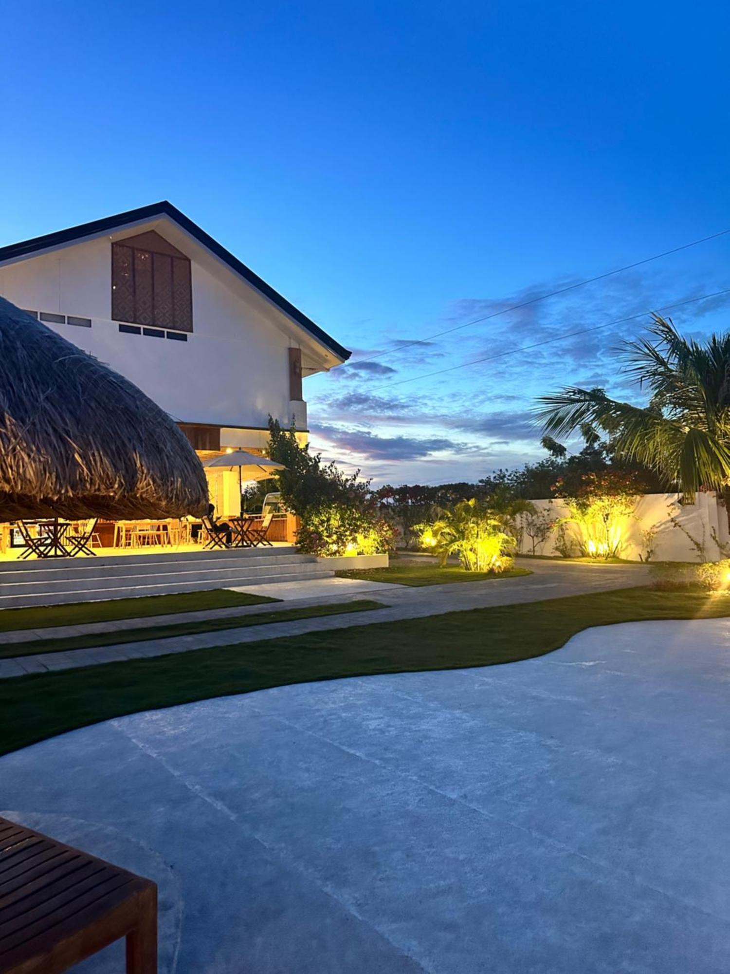 Treeshade Resort & Spa Moalboal Bagian luar foto