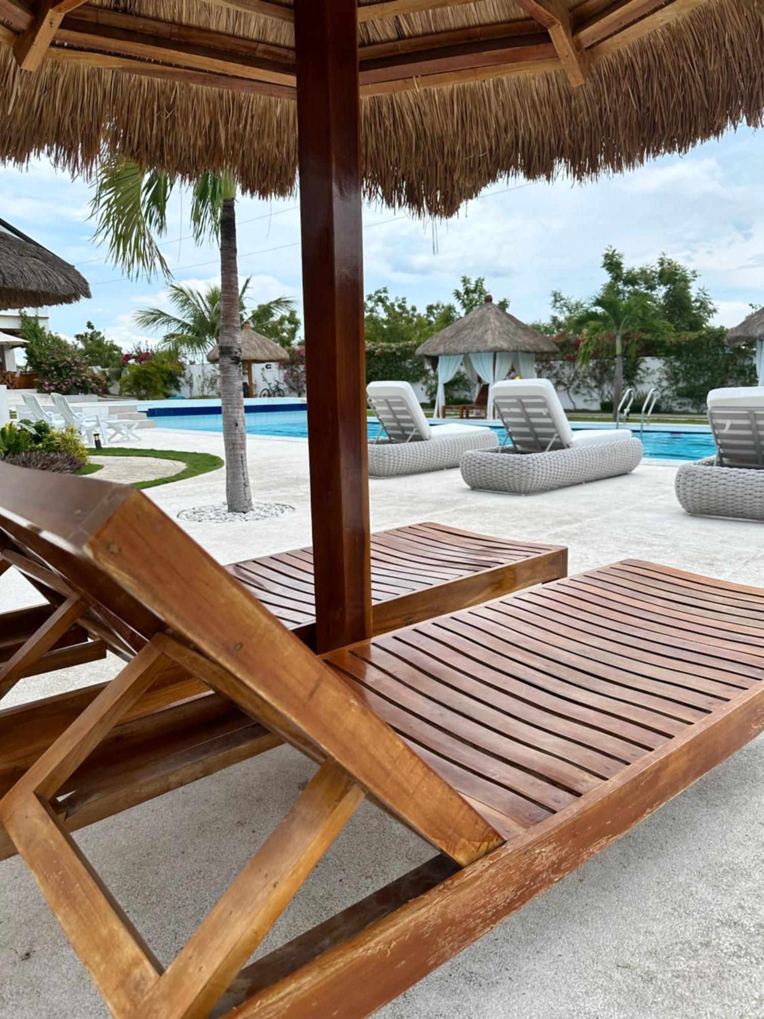Treeshade Resort & Spa Moalboal Bagian luar foto
